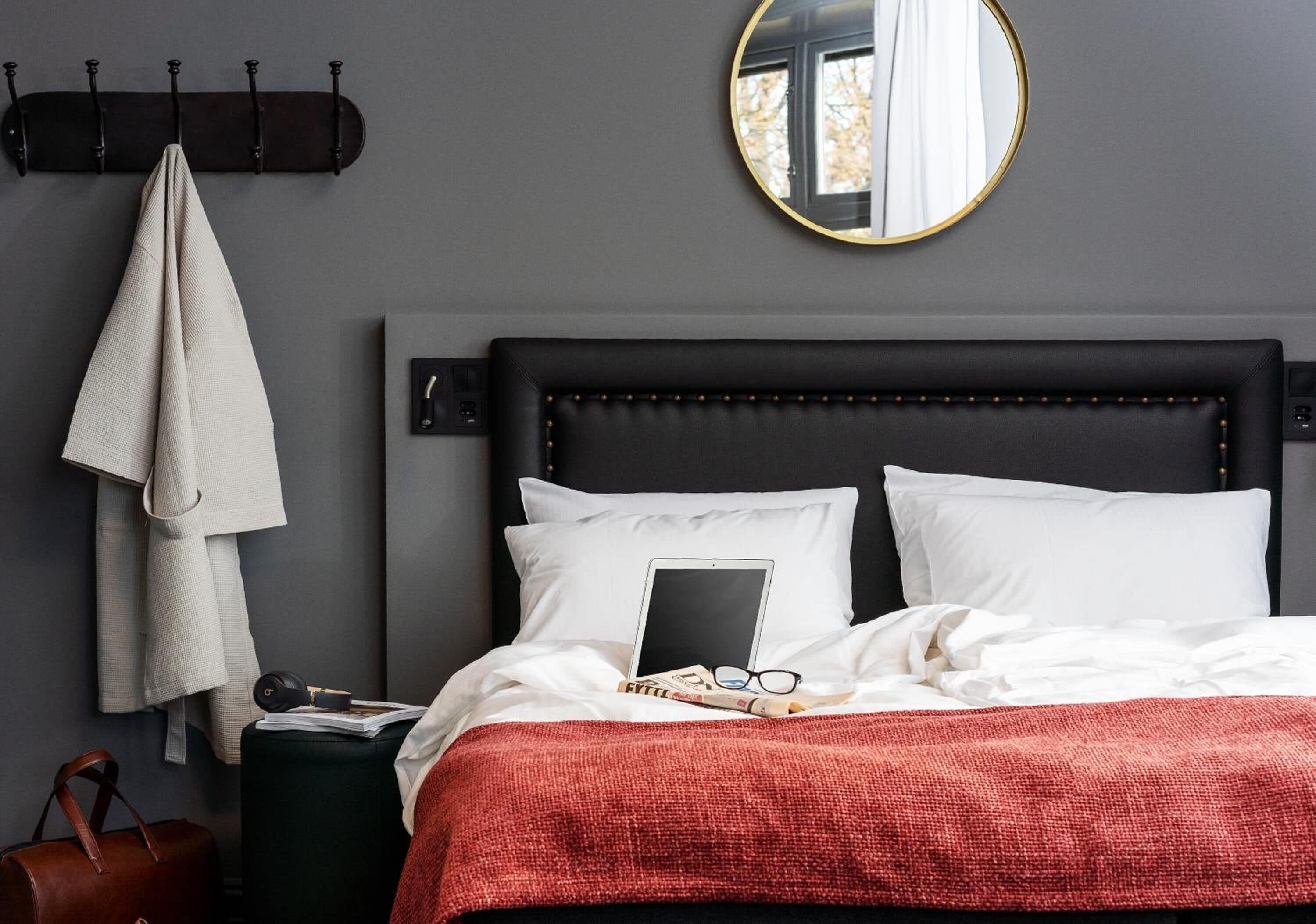 superior room | down duvets, pillow-top beds, desk, blackout curtains