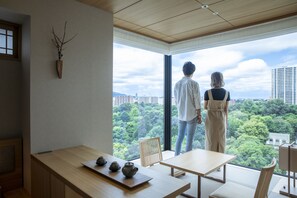 Dobbeltrom, ikke-røyk, eget bad (Corner Room, Up To 2 Person) | Utsikt fra rommet