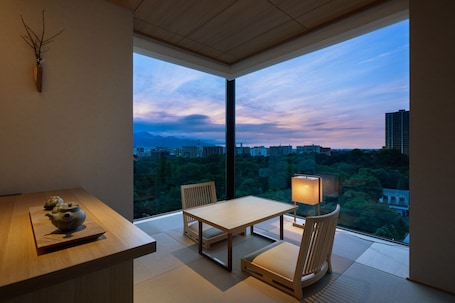 Double Room, Non Smoking, Ensuite (Corner Room, Up To 2 Person) | Free WiFi, bed sheets. Onsen Ryokan Yuen Sapporo