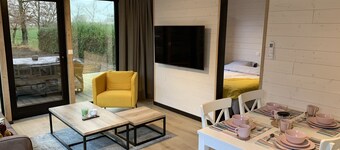 Mini house 2 to max. 4 people with garden, large terrace and free parking