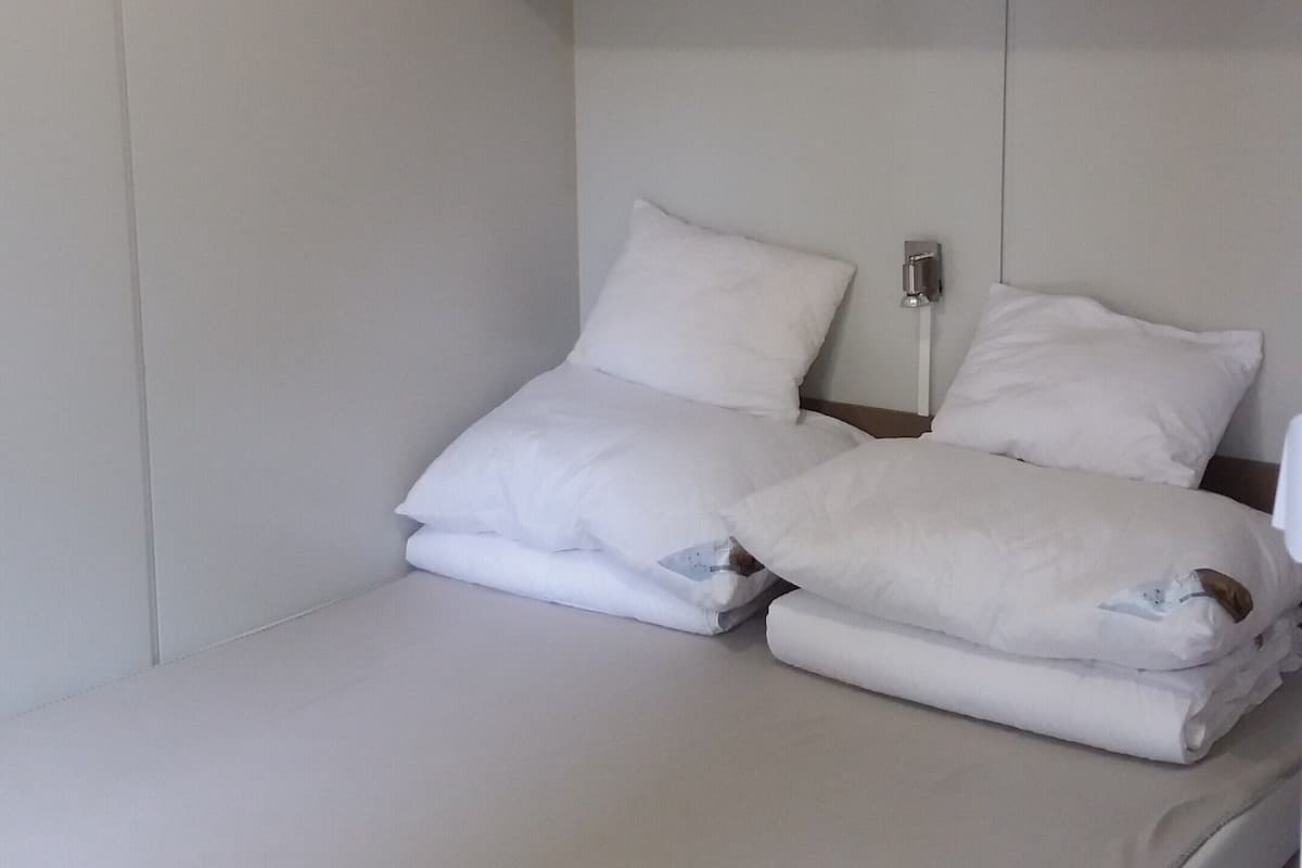 Mobile Home, 1 Bedroom | 1 bedroom, free WiFi, bed sheets