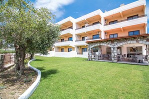 Front of property - Casa Artemida (Rhodes)