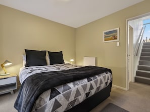 2 bedrooms, WiFi - Beechwood Apartment 08 (Queenstown)