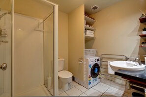 シャワー、ヘアドライヤー