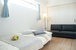 Room - Shinsaibashi-House Ⅱ (Osaka)