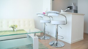 Luxury Family Room | Living room - Shinsaibashi-House Ⅱ (Osaka)