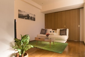 Living room - Shinsaibashi-House A (Osaka)