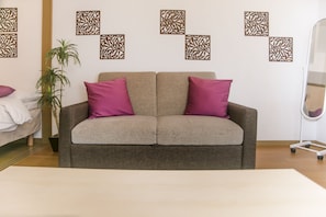 Appartement Deluxe (B F01) | Salle de séjour