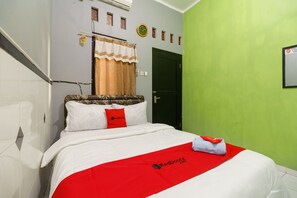 Habitación doble (RedDoorz)