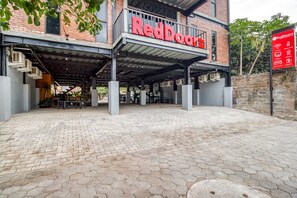 Front of property - RedDoorz Syariah @ Babadan Baru Jakal (Depok)