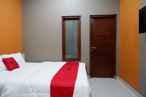 Habitación doble (RedDoorz)