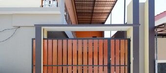 RedDoorz Syariah near Stasiun Tegal