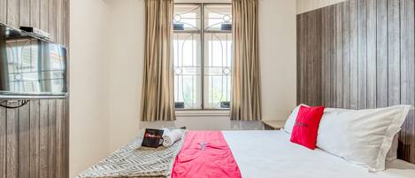 ห้องดับเบิล (RedDoorz)