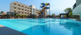 RedDoorz Resort Premium @ Sangkan Hurip Kuningan