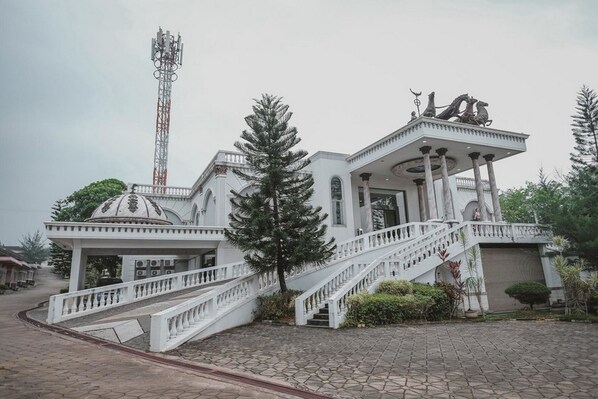 Fachada de la propiedad