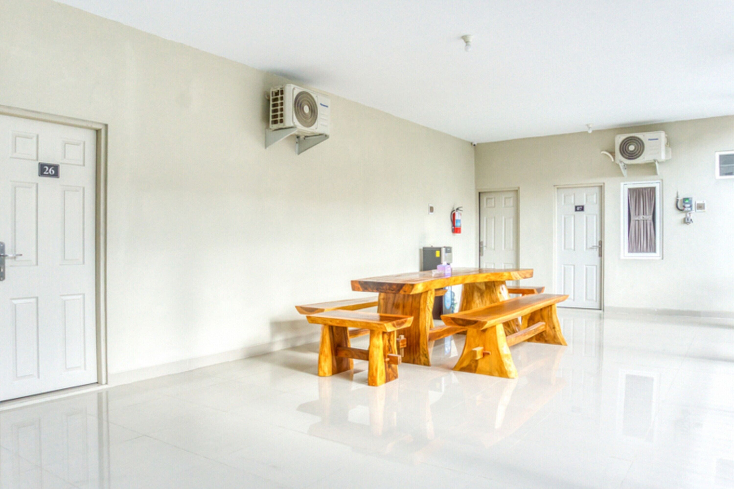 Foto - RedDoorz @ Plemburan Jakal 2