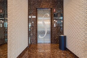 Interior - RedDoorz Premium near Bandung Station (Bandung)