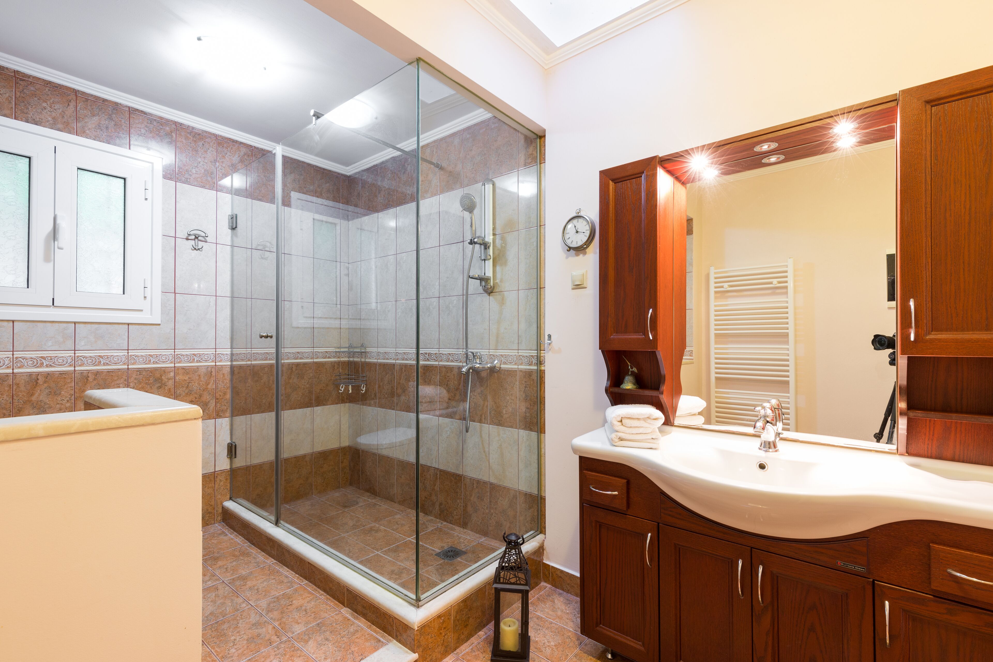 House, 2 Bedrooms | Bathroom | Shower, hair dryer, towels