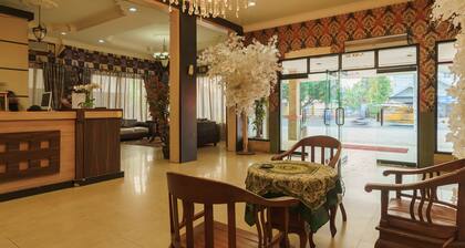 RedDoorz Plus @ Hotel Sempurna Watervang Lubuk Linggau