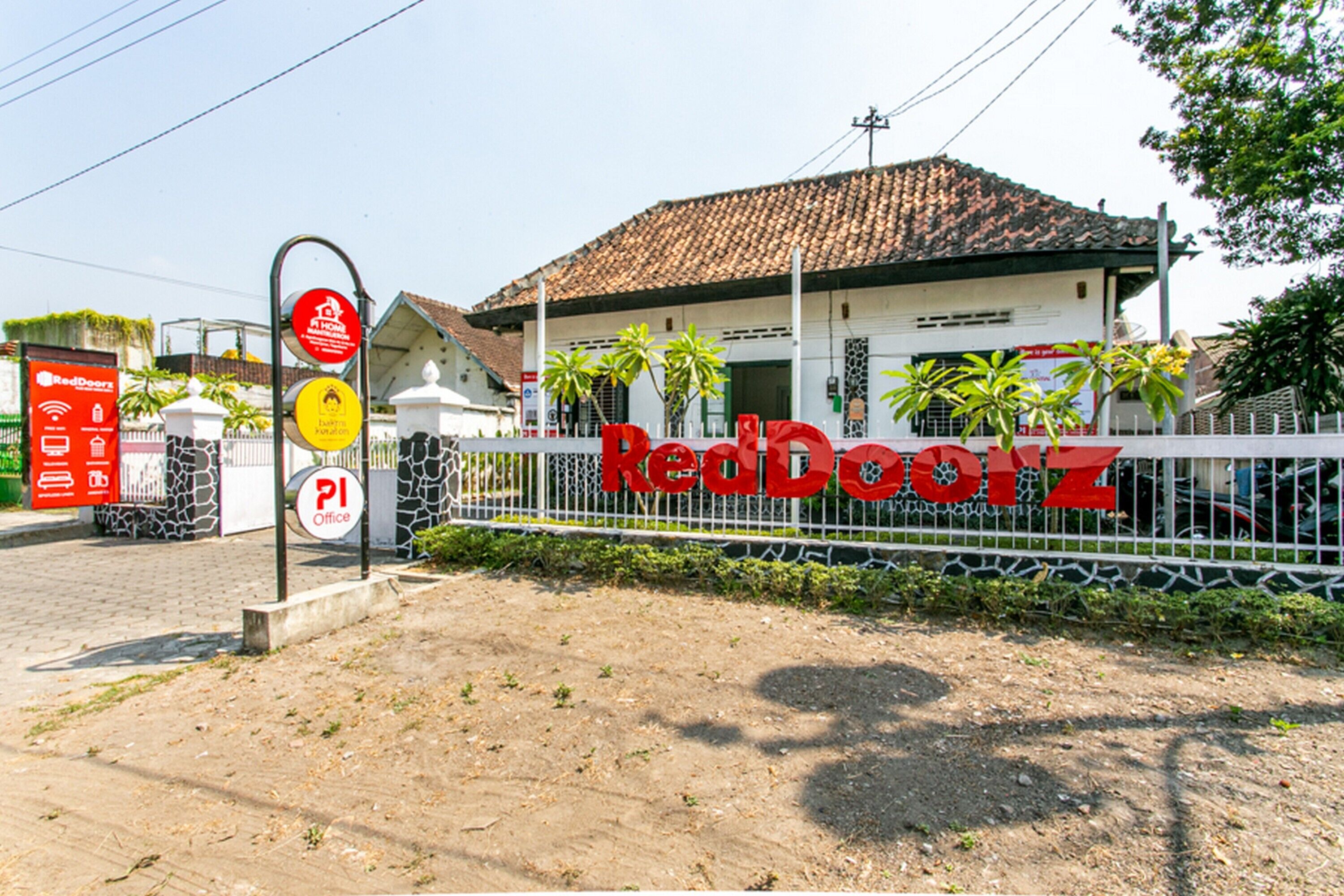 Foto - RedDoorz Plus near Taman Sari 2