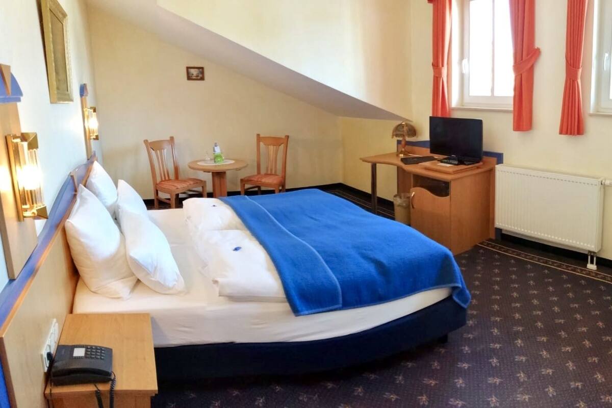 Quarto casal | Quartos à prova de som, berços (sobretaxa), Wi-Fi de cortesia