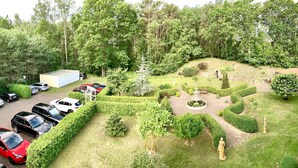 Garden view - Hotel Dünenschloss (Karlshagen)