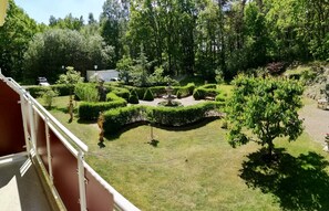 Garden view - Hotel Dünenschloss (Karlshagen)