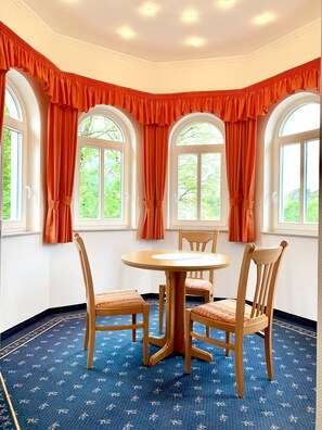 Suíte | Opções para refeição no quarto