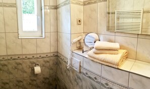 Bathroom - Hotel Dünenschloss (Karlshagen)