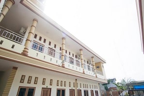 Bagian depan properti