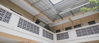 RedDoorz Syariah near Jamtos Jambi 2