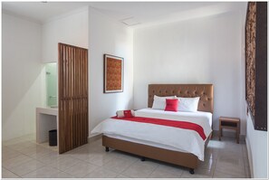 Deluxe Room (RedDoorz) - RedDoorz near Padang Galak Beach (Denpasar)