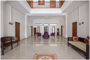 Interior - RedDoorz near Padang Galak Beach (Denpasar)