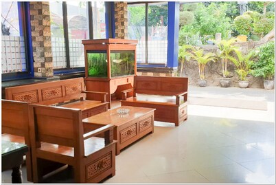 RedDoorz near Bojonegoro Train Station