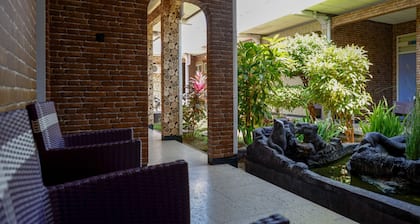 RedDoorz near Stasiun Kebumen