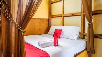 Executive Double Room (RedDoorz)