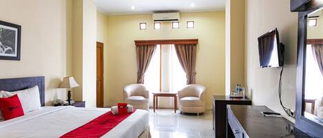 Habitación Deluxe (RedDoorz)