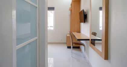 RedDoorz Syariah near Mutiara SIS Al Jufrie Airport Palu 2