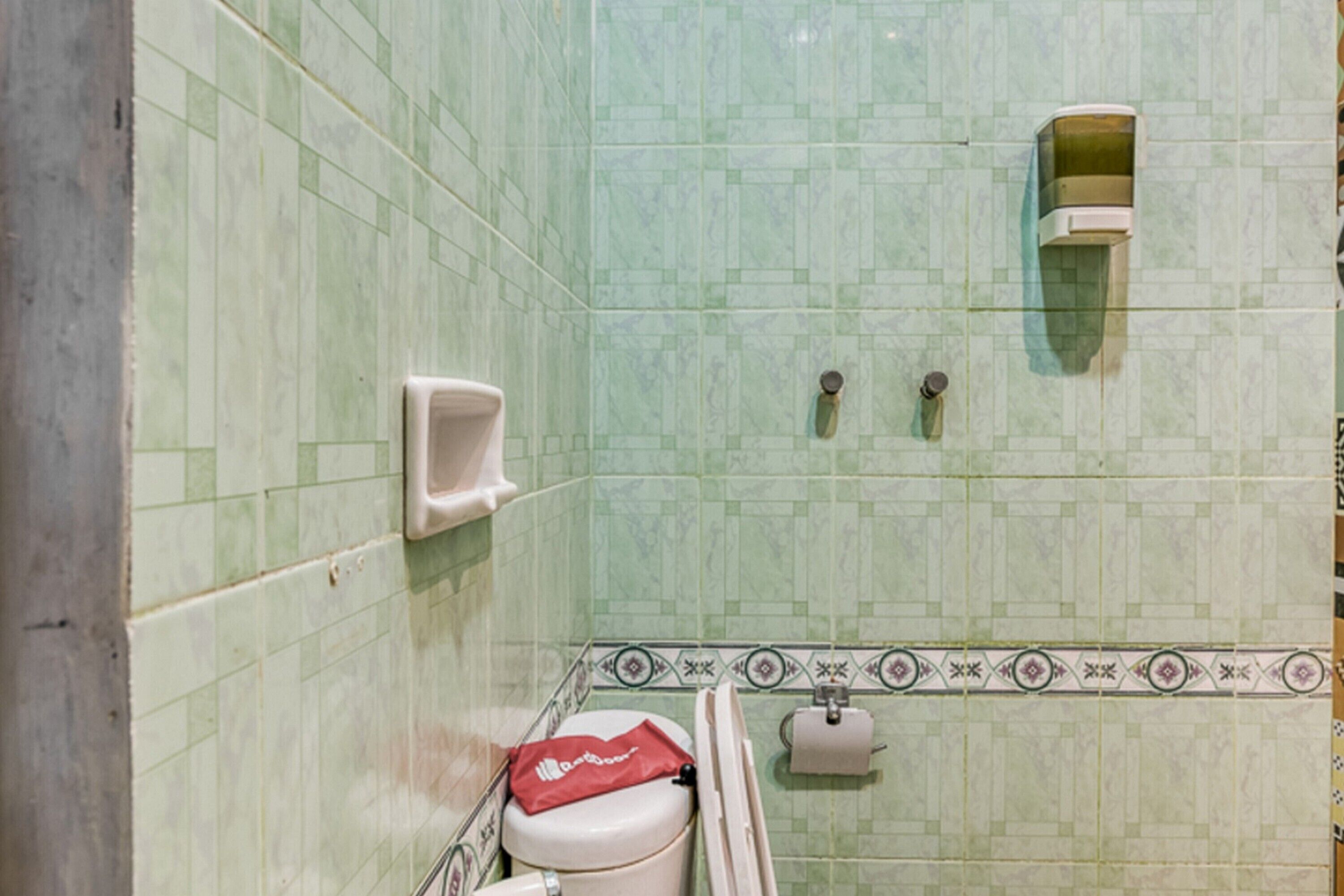 Foto - RedDoorz Hostel @ Feliz Noche Cengkareng