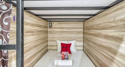 Formerly Reddoorz Hostel @ Feliz Noche Cengkareng