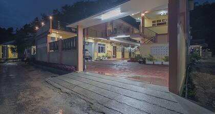 RedDoorz near RSUD Dr. Abdul Aziz