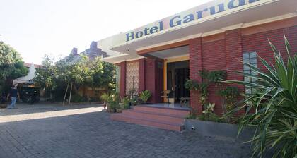 RedDoorz Syariah near Keraton Sumenep