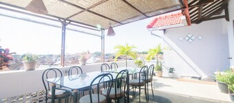 RedDoorz near Pantai Boom
