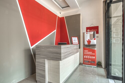 Formerly Reddoorz Near Binus Anggrek 2