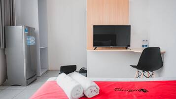 Double Room (RedDoorz)