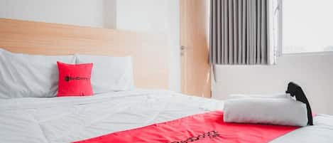 Double Room (RedDoorz)