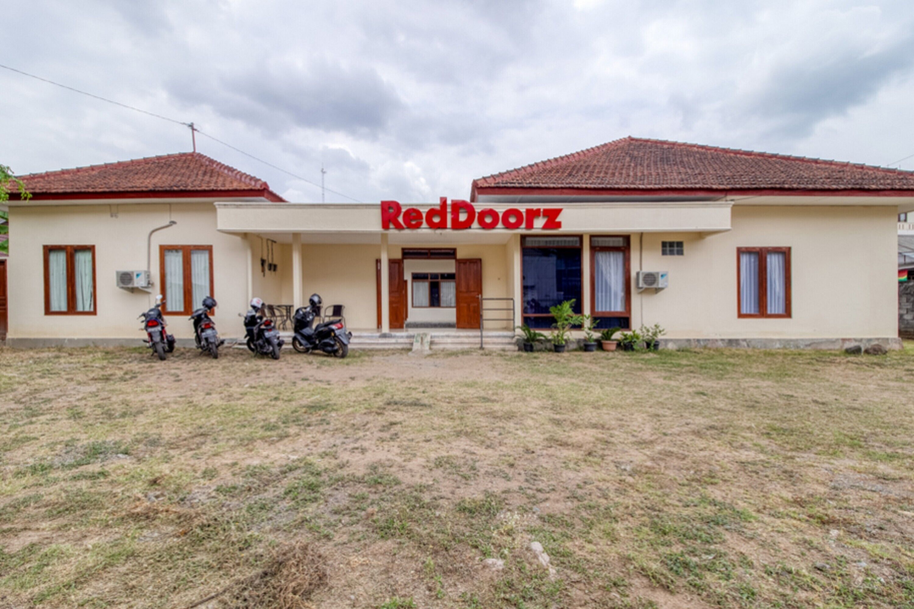 Foto - RedDoorz near Universitas Gajah Mada