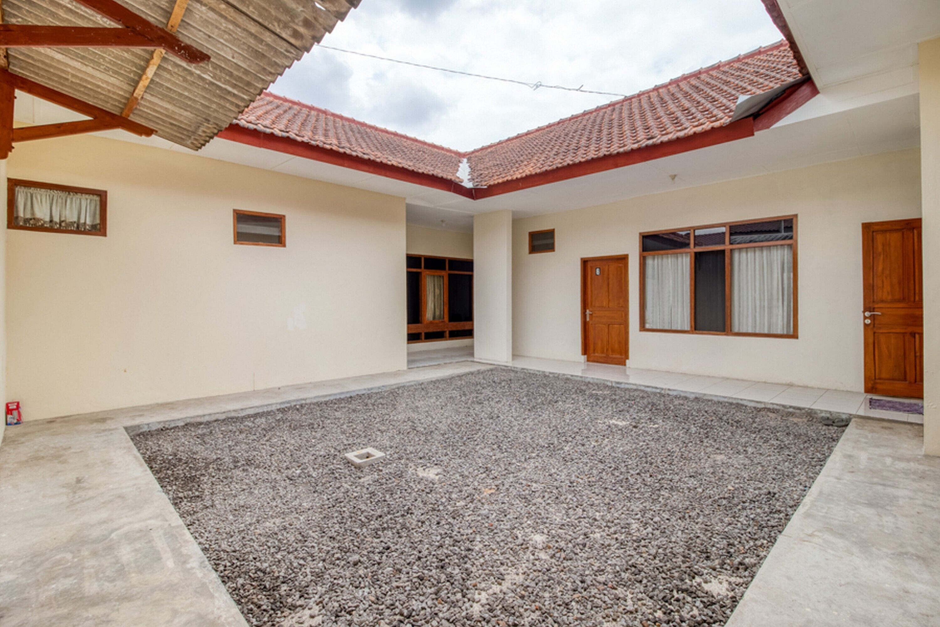 Foto - RedDoorz near Universitas Gajah Mada