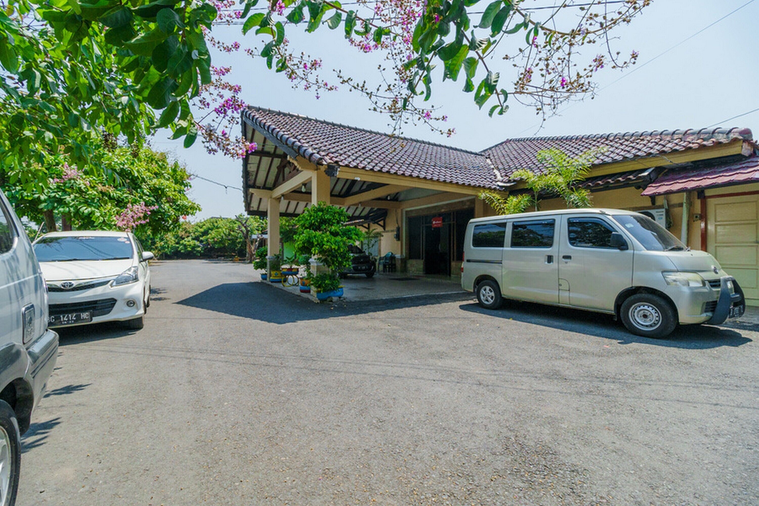 Parkir mandiri gratis