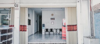 RedDoorz @ Jalan Narada Lampung